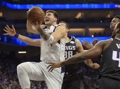 ayx爱游戏官网入口- 这也行？东契奇在SKT比赛中刷新纪录费耶诺德加时末段内部沟通，清晨里尔再遭质疑